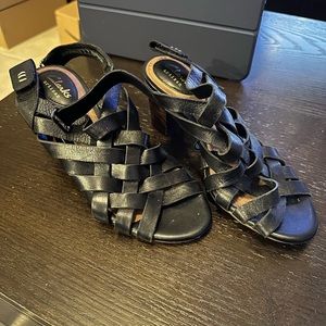 Clark’s Women Sandals 6M